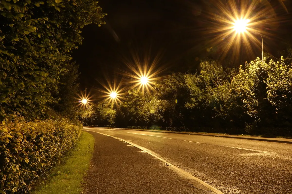 M6 vs. M1: Comparing the Best Rest Stops for a Long Drive
